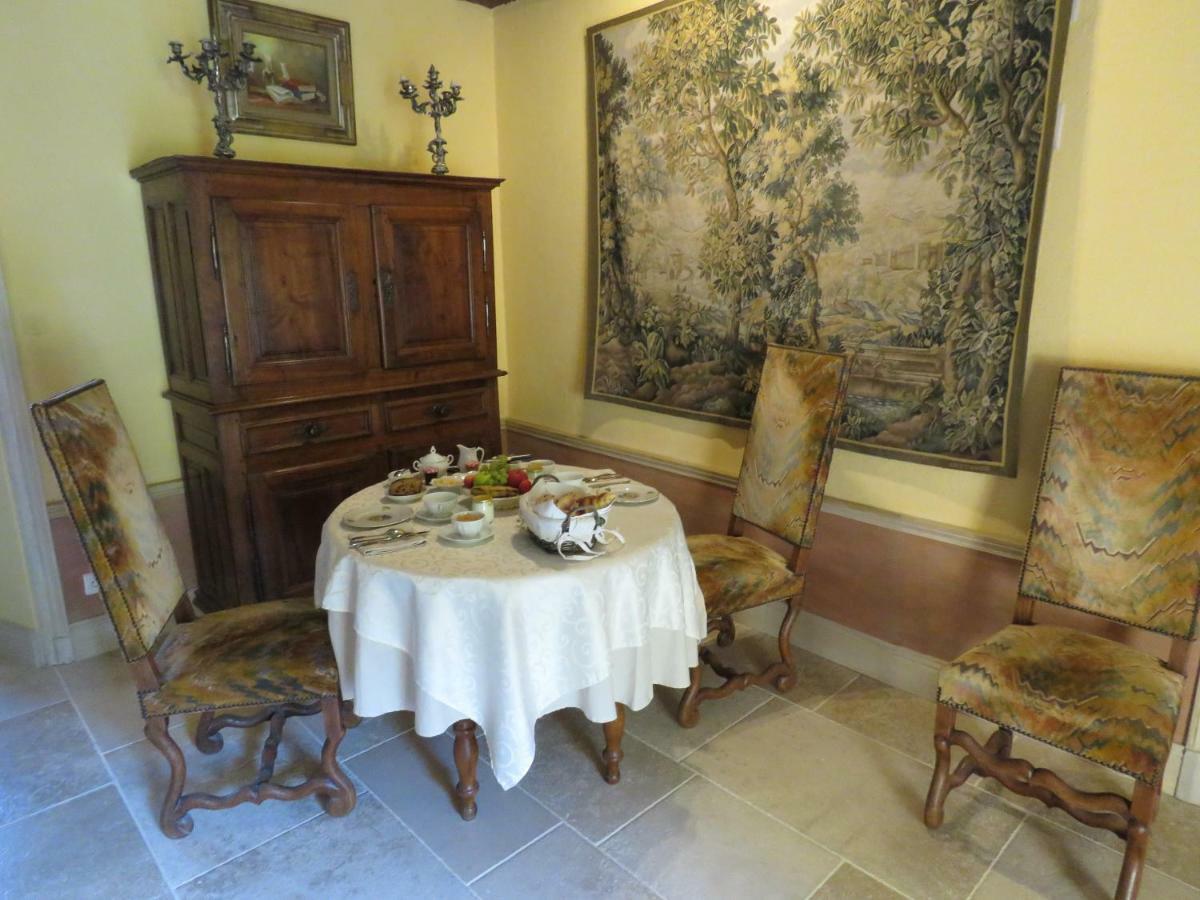 Chateau De Gaubert Bed and Breakfast Terrasson Eksteriør billede